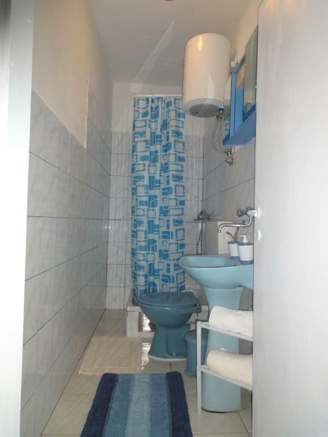Apartments Villa Ana มาลี เดอร์เวนิค ภายนอก รูปภาพ